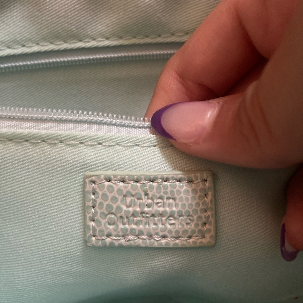 urban outfitters shoulder bag - Picture 4 of 4